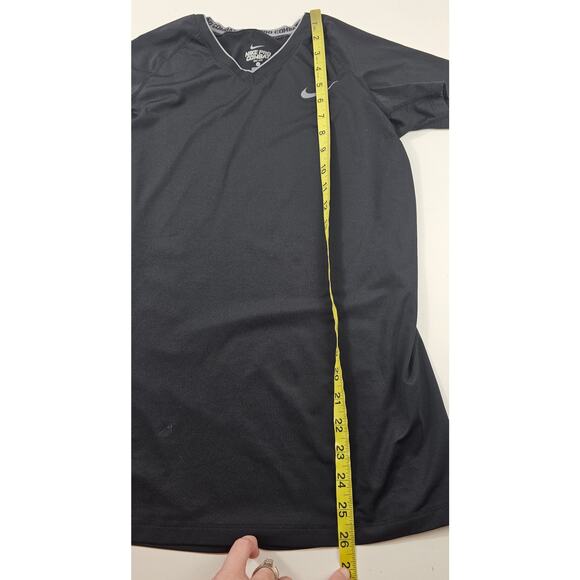 Nike pro combat fitted M womens black active performance top v neck casual run - Picture 5 of 6